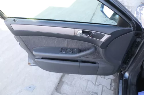 4x A6 4B Türverkleidung Verkleidung Tür vorne hinte links rechts (174547)