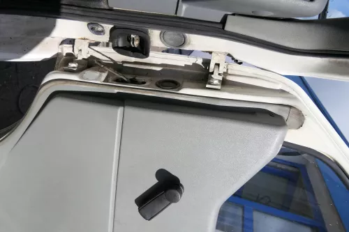 VW T4 Türverkleidung Verkleidung Tür vorne rechts Seitenverkleidung Seite grau (174593)