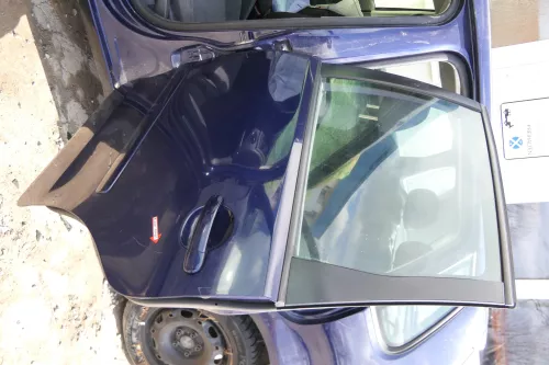 VW Polo 9N 9N3 Tür hinten links 4/5-Türer blau LB5N - ohne Anbauteile (174655)