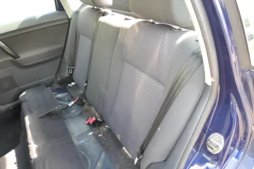 VW Polo 9N 9N3 Sitz Rückbank Sitzfläche Sitze 3 Punkt Gurt hinten für Kopfstütze