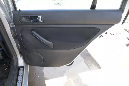 1x VW Golf 4 1J Kombi Türverkleidung Verkleidung Tür hinten rechts schwarz