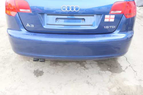Audi A3 8P Stoßstange Stoßfänger hinten 4/5-Türer blau LZ5C  (175031)