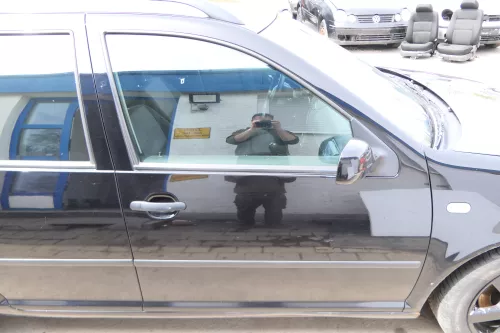 Golf 4 Bora Tür vorne rechts Beifahrertür 4/5-Türer Kombi Variant schwarz L041 (175128)