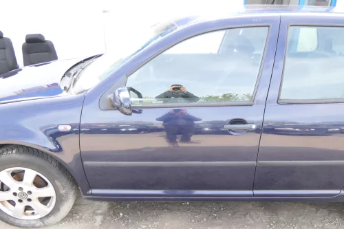 VW Golf 4 Bora Tür vorne links Fahrertür 4/5-Türer+ Kombi Avant blau LC5H (175240)