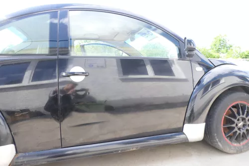 VW New Beetle 1C 9C Tür vorne rechts Beifahrertür schwarz L041 -OHNE Anbauteil