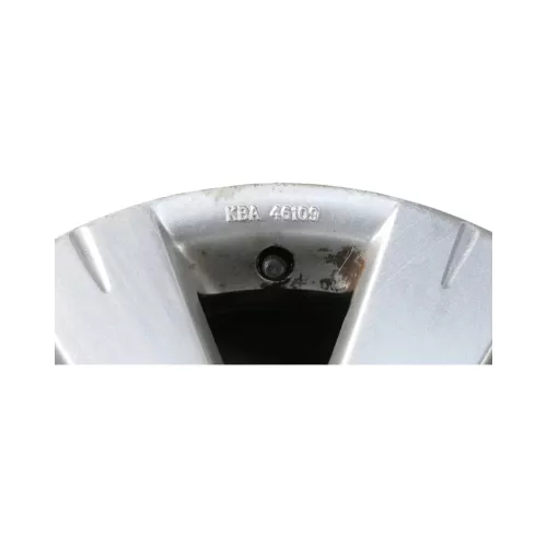 1x VW Caddy 2K Alufelge Felge 2K1071495 666 KBA 46109 6,5x15H2 ET50 5x112    HL (175700)
