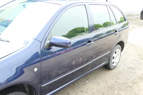 Fabia 6Y Kombi + Limousine Tür vorne links Fahrertür blau LF5U ohneAnbauteile (175735)