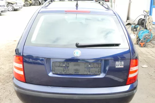 Skoda Fabia 6Y Combi Kombi Heckklappe Kofferraumklappe Klappe blau LF5U - DELLE!