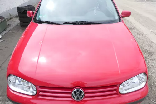 VW Golf 4 Motorhaube Haube Klappe vorne rot LY3D  -   2-3 kleine Dellen (175786)