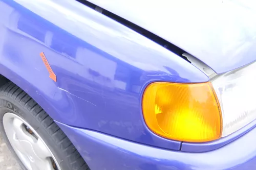 VW Polo 6N 6N1 Kotflügel vorne rechts LD5D blau lila  (175889)