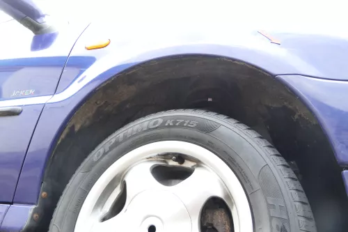 VW Polo 6N 6N1 Kotflügel vorne rechts LD5D blau lila  (175889)