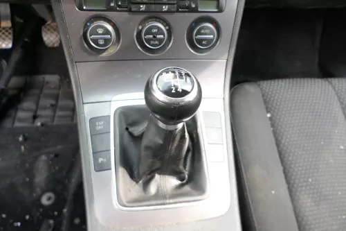 VW Passat 3C 5-Gang Schaltknauf Schaltsack Schaltung Schaltknüppel original Sch (175934)