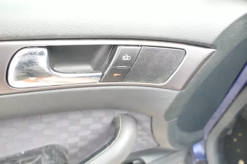 4x A6 4B Türverkleidung Verkleidung Tür vorne hinte links rechts  (176056)