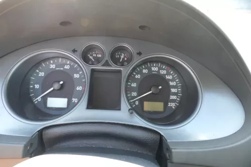 Seat Ibiza 6L Tacho Tachometer Kombiinstrument 187.000km 6L0920820 BME BKV BBM (176102)