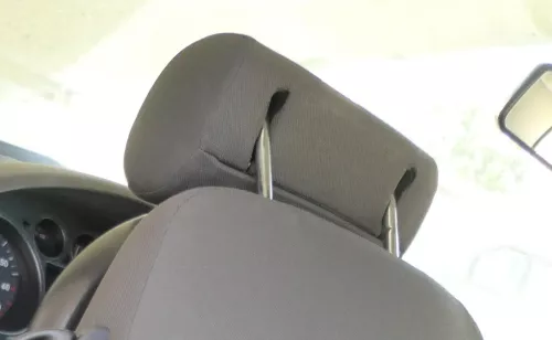 1x Seat Ibiza 6L Kopfstütze vorne vorn antrahzit rechts / links (176108)