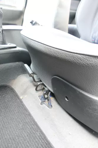 VW Polo 6N 6N2 Seat Ibiza 6K Golf 3 Sitz vorne links Fahrersitz 4/5-Türer  (176149)