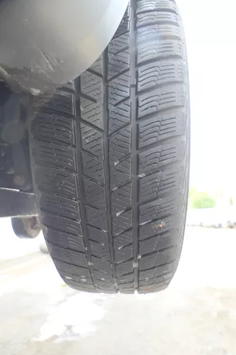 4x Golf 4 Bora Reifen Felgen 205/55 R16 Winterreifen 6-7mm M+S (176171)