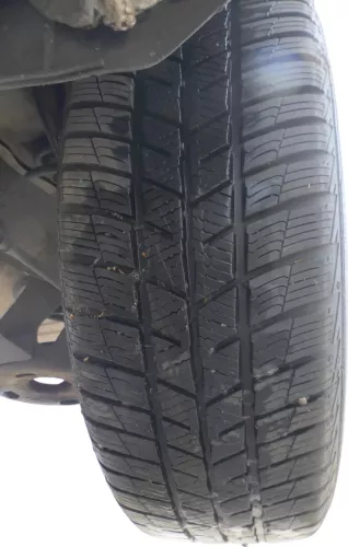 4x Golf 4 Bora Reifen Felgen 205/55 R16 Winterreifen 6-7mm M+S (176171)