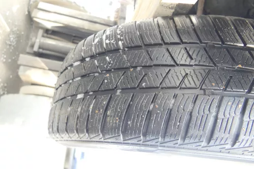 4x Golf 4 Bora Reifen Felgen 205/55 R16 Winterreifen 6-7mm M+S (176171)