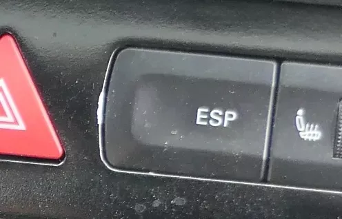Audi A3 8L Schalter für ESP 8L0927134A