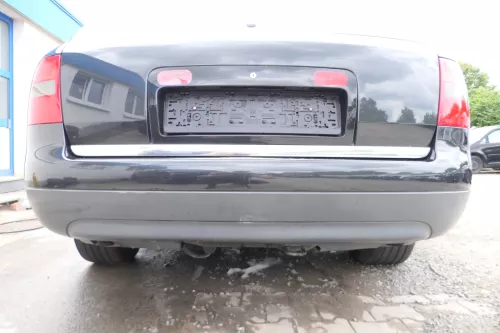 Audi A6 4B Kombi Avant Stoßstange hinten Heckstoßstange schwarz LZ9U