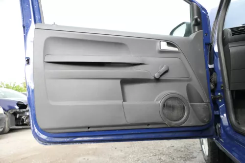 1x VW Fox 5Z Türverkleidung Verkleidung Tür vorne links schwarz 5Z3867013 71N (176374)