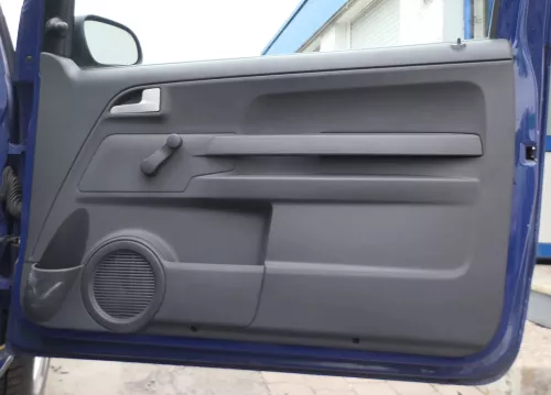 1x VW Fox 5Z Türverkleidung Verkleidung Tür vorne rechts schwarz 5Z3867014 71N