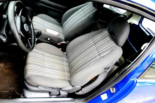 VW Fox Sitz Fahrersitz vorne links OHNEAirbag höhenverstellbar (176382)
