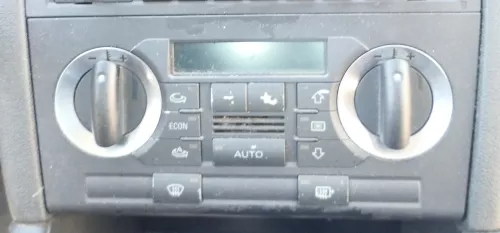 Audi A3 8P Steuergerät Klimaanlage Klimabedienteil 8P0820043AE Climatronic