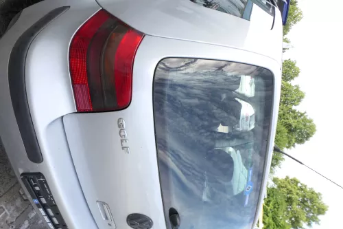 VW Golf 4 Limousine Heckklappe Kofferraumklappe Klappe hinten silber LA7W ohnAnb (176618)