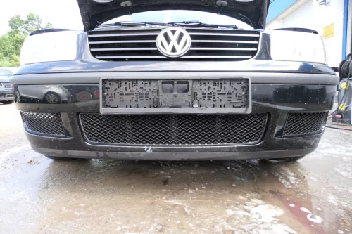 VW Polo 6N2 Stoßstange vorne Frontstoßstange Stoßfänger schwarz L041 + Grill