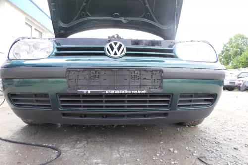 VW Golf 4 1J Stoßstange vorne Stoßfänger vorn grün LC6M (176669)