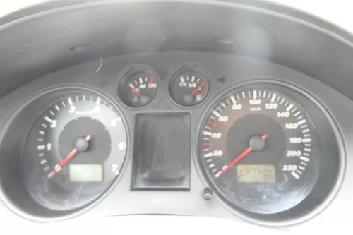 Seat Ibiza 6L Tacho Tachometer Kombiinstrument 284.000km 6L0920801 1,2 BBY 1,4 (176698)