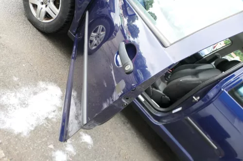 VW Golf 4 Tür vorne links Fahrertür 2/3-Türer blau LB5N ohneAnbauteile (177091)