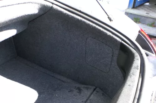 TT 8N Roadster Verkleidung Abdeckung Kofferraum Teppich Boden hinten rechts Seit (177207)