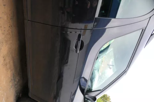 Skoda Roomster 5J Tür vorne rechts Beifahrertür schwarz LF9R (ohne Anbauteile) (177394)