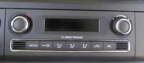 Skoda Fabia 5J Steuergerät Klimaanlage Klimabedienteil 5J0907044D Heizung Climat
