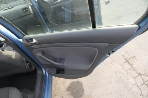 1x Golf 5 Limousine Türverkleidung Verkleidung Tür hinten rechts 4/5-Türer schwa (177430)