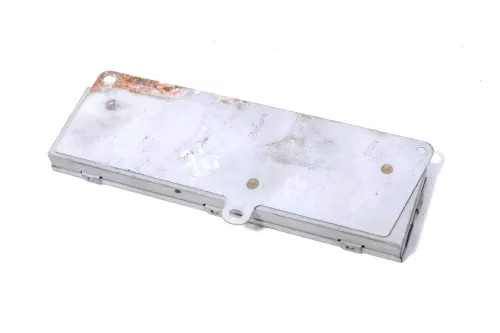 Audi A4 8E B6 Avant Antenne 8E9035225B original Verstärker Antennenverstärker (177492)
