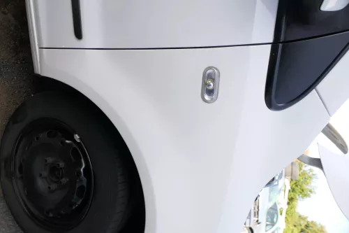 VW Fox 5Z Kotflügel vorne rechts weiß LB9A (177650)