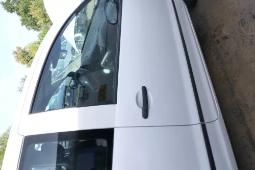 VW Fox 5Z Tür vorne rechts Beifahrertür weiß0 LB9A - ohne Anbauteile (177653)