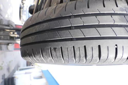 4x VW Polo 9N Felgen Reifen 165/70 R14 81T Sommerreifen 5jx14H2 ET35 ca. 5-6,5mm (177663)