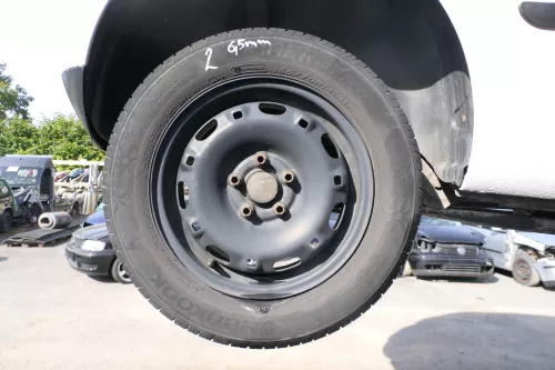 4x VW Polo 9N Felgen Reifen 165/70 R14 81T Sommerreifen 5jx14H2 ET35 ca. 5-6,5mm (177663)