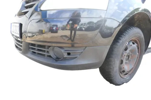 VW Fox 5Z Stoßstange vorne Stoßfänger schwarz LC9Z mit Grill (177679)