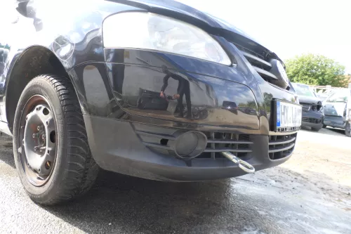 VW Fox 5Z Stoßstange vorne Stoßfänger schwarz LC9Z mit Grill  (177679)