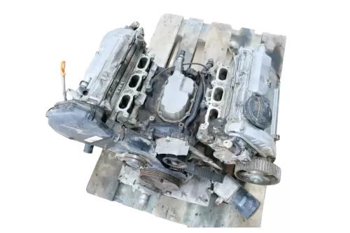 Audi A4 8E B6 Motor BDV / AMM 2,4 V6 180.000km - OHNE Anbauteile (177766)
