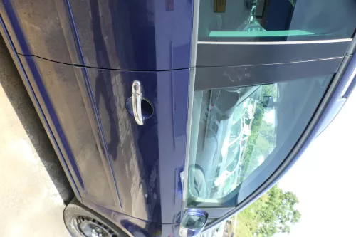 VW Touran 1T3 1T Tür vorne rechts Beifahrertür blau LB5N -ohne Anbauteile (177782)