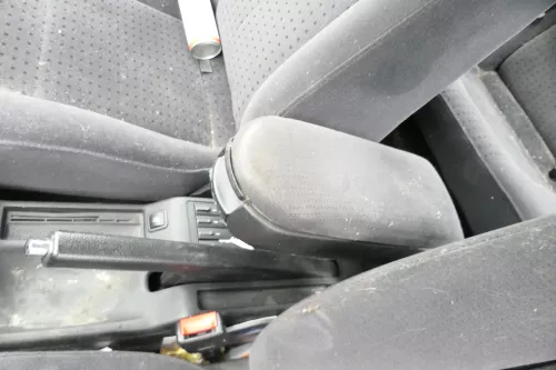 VW Passat 3B Mittelarmlehne Armlehne Lehne Mitte Original schwarz Velour