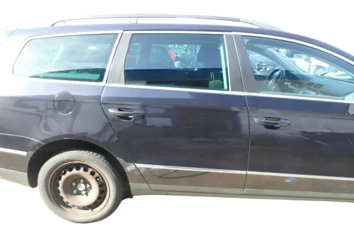 VW Passat 3C Kombi Variant Tür hinten rechts schwarz LC9X - ohneAnbauteile