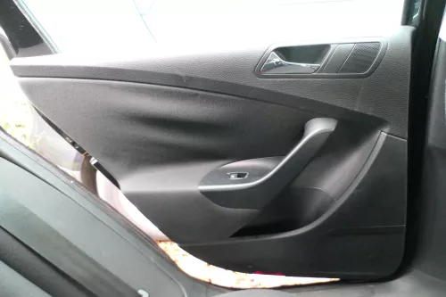 1x VW Passat 3C Variant Türverkleidung Verkleidung Tür hinten links schwarz (177830)
